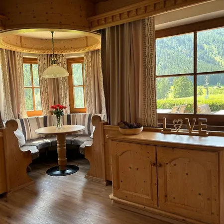 Han/Misafirhane Zum Sepp