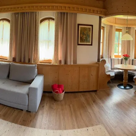 Han/Misafirhane Zum Sepp 2*