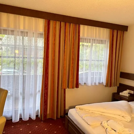 Han/Misafirhane Zum Sepp