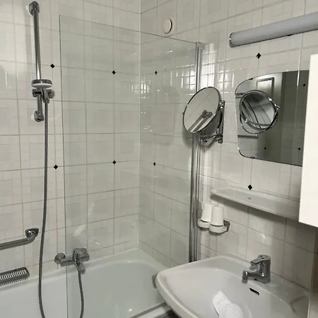 Zum Sepp Han/Misafirhane Tux