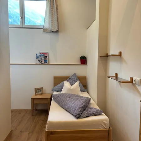 Zum Sepp Herberg Tux